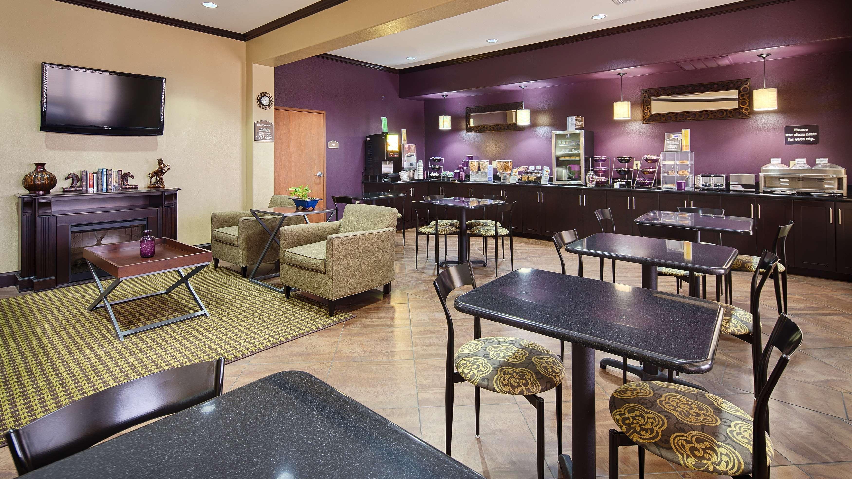 Best Western Giddings Inn & Suites Eksteriør billede